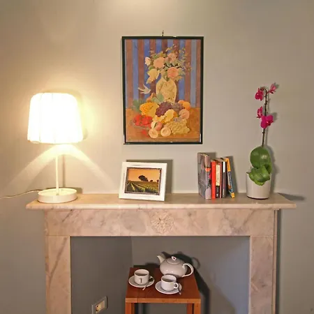 アパート La Casa Sulla Piazza コルトーナ