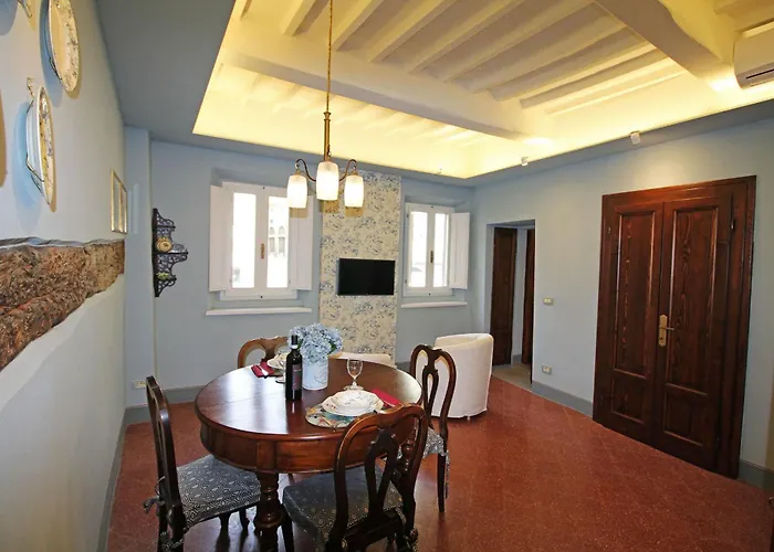 La Casa Sulla Piazza Apartament